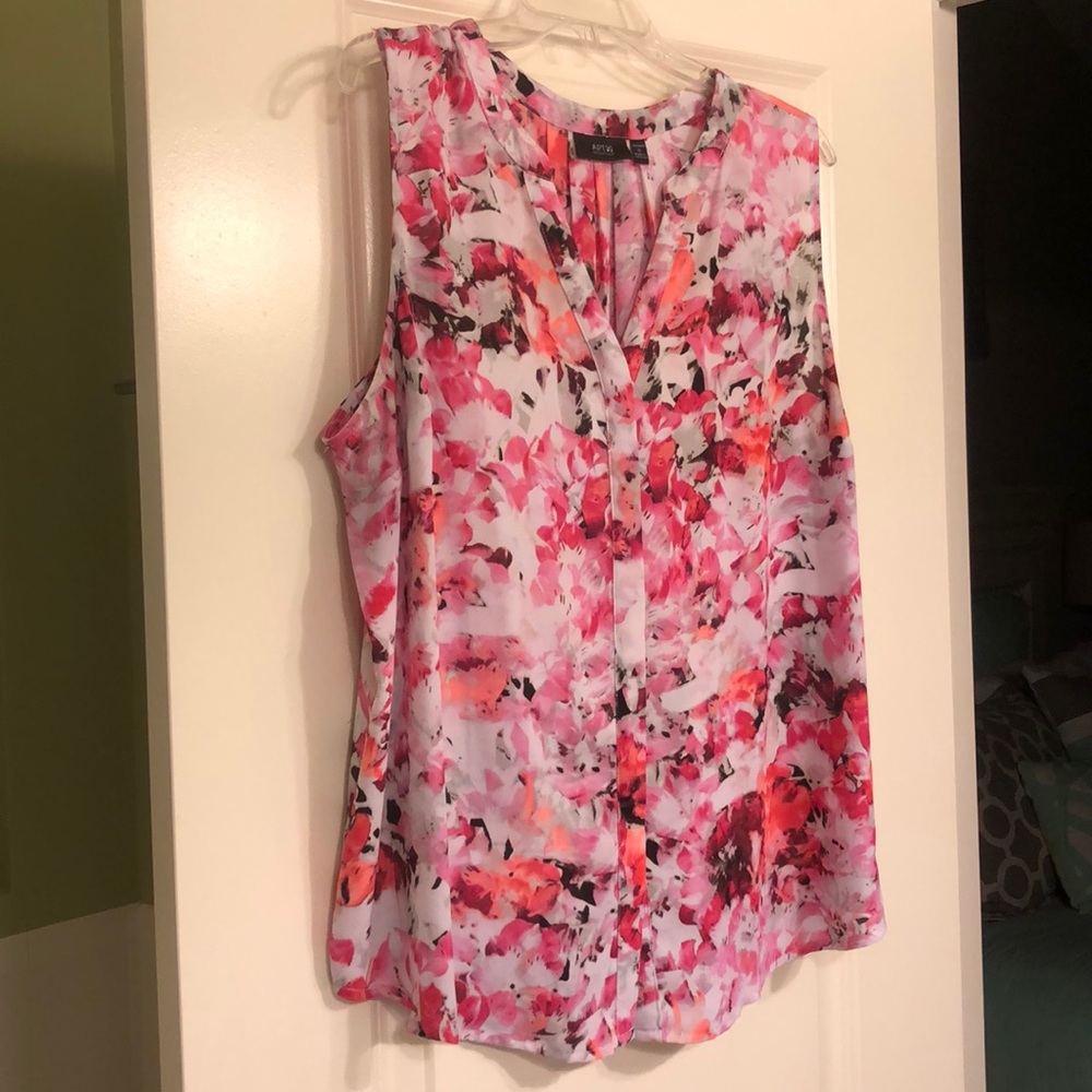Sleeveless Spring Blouse!